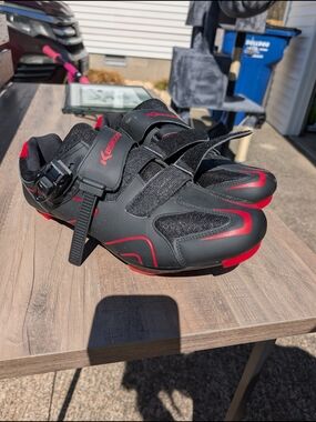 KEDGOR Black and Red Cycling Shoes